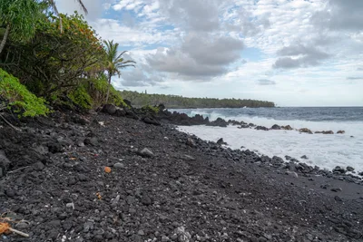 20230406_0044_4x4_hawaii.webp